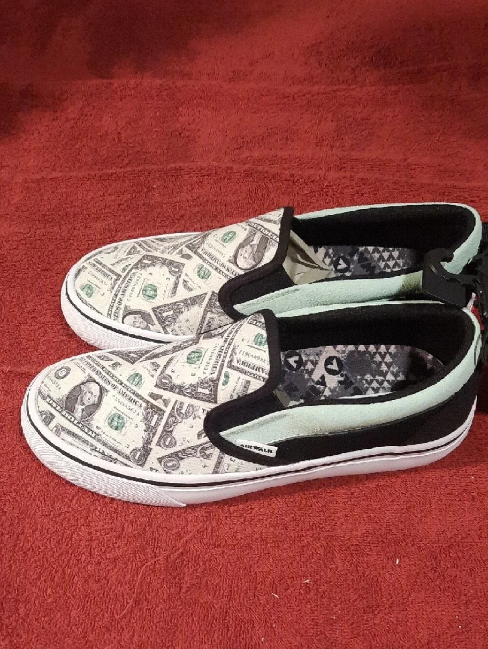 Boys Airwalk Sidekick Sneakers Money Design in Black and White with Mint Accent - Picture 3 of 6